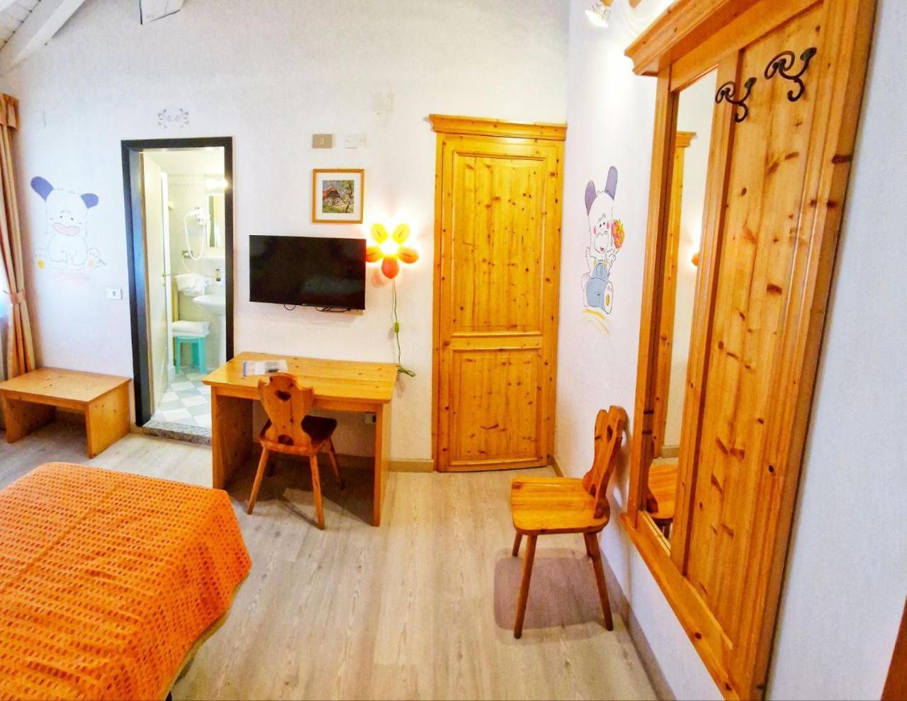 Family Hotel Primavera เลวิโกแตร์เม ภายนอก รูปภาพ