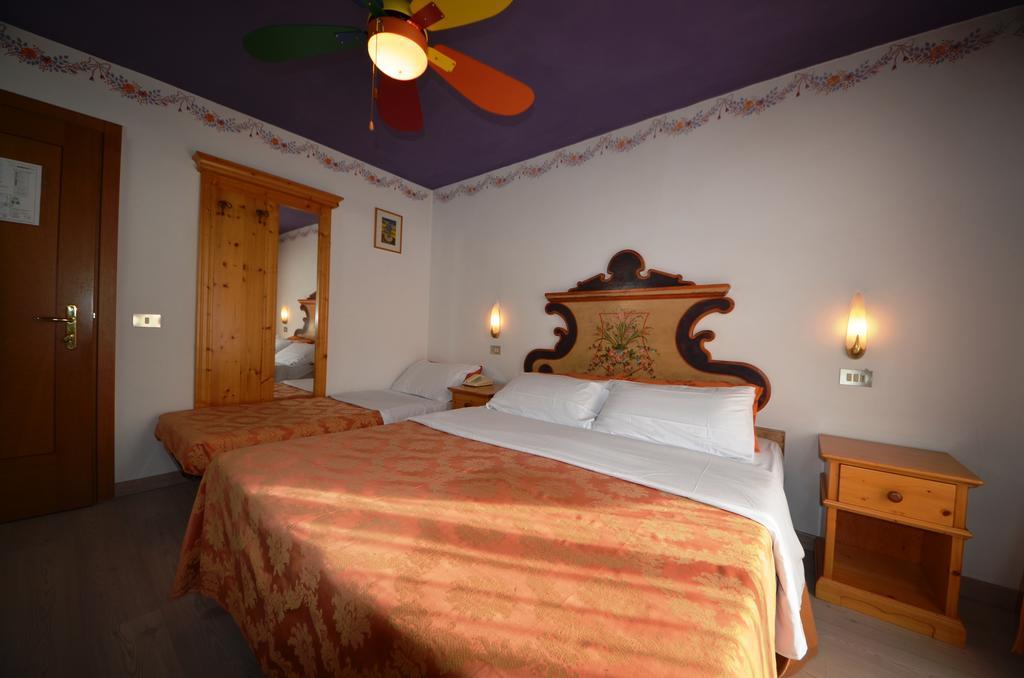 Family Hotel Primavera เลวิโกแตร์เม ภายนอก รูปภาพ