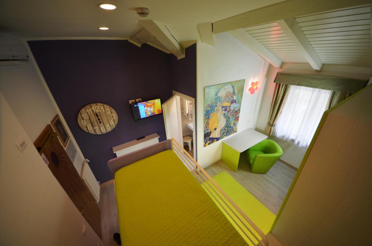 Family Hotel Primavera เลวิโกแตร์เม ภายนอก รูปภาพ