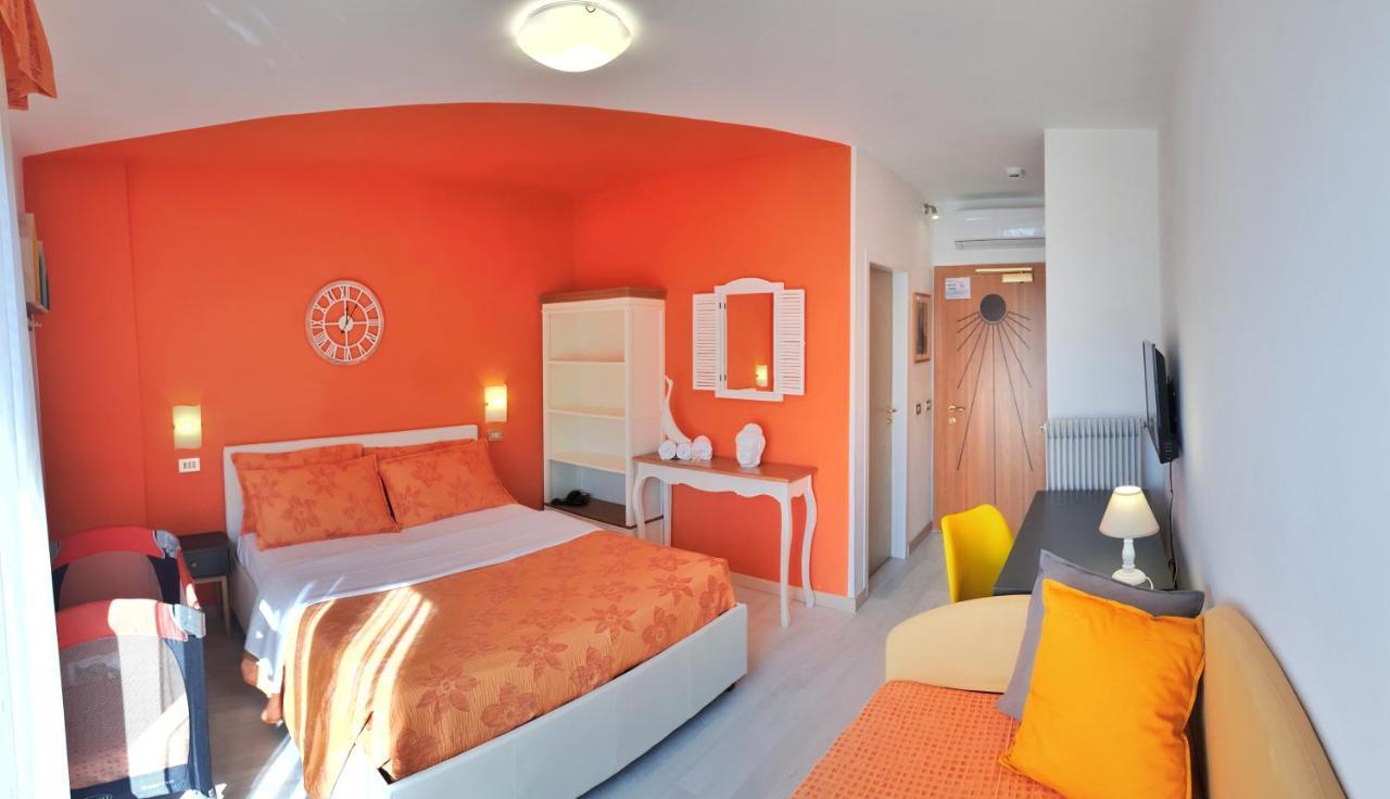 Family Hotel Primavera เลวิโกแตร์เม ภายนอก รูปภาพ